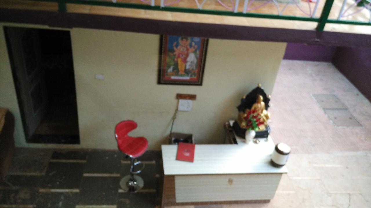 Hotel Madhumalti Matheran Extérieur photo